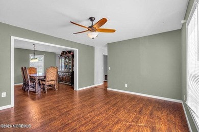 AMAZING VALUE!!! BEAUTIFUL COLONIAL SITUATED ON A LARGE CORNER - photo 6