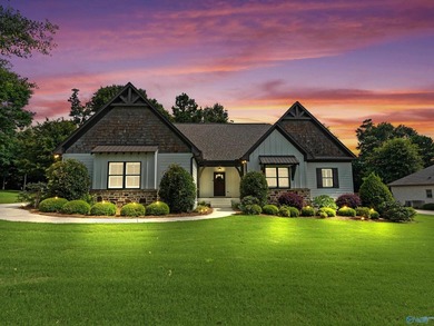 Stunning Sycamore Cove home inside Guntersville city limits - photo 2