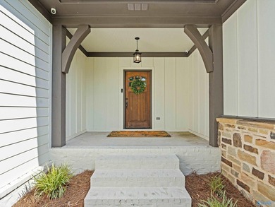Stunning Sycamore Cove home inside Guntersville city limits - photo 3