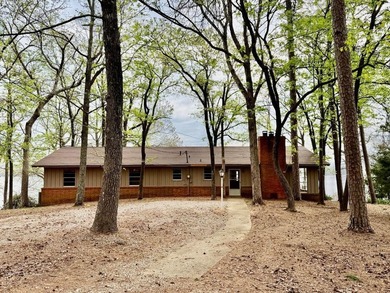 Panoramic views from this one-level Waterfront lake house on a 1 - photo 3