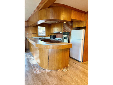 Panoramic views from this one-level Waterfront lake house on a 1 - photo 8