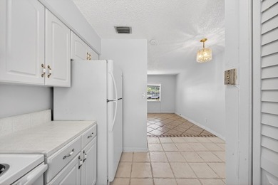 Income-producing duplex in a high-demand Oakland Park location - photo 10