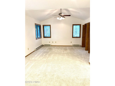 Welcome to your dream retreat in the prestigious gated community - photo 14