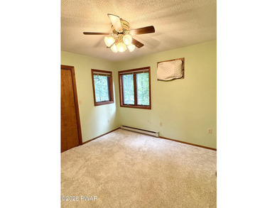 Welcome to your dream retreat in the prestigious gated community - photo 16