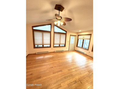 Welcome to your dream retreat in the prestigious gated community - photo 19