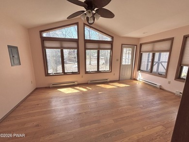 Welcome to your dream retreat in the prestigious gated community - photo 20