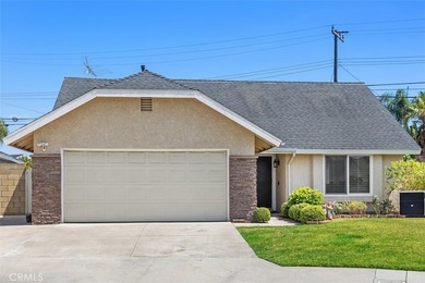 This one has it all! Move in ready 2 story , one bed down - photo 3
