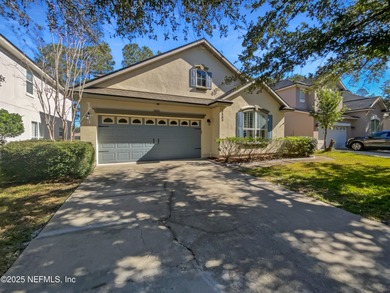 Oakleaf Lake Area Home Sale Pending in Orange Park Florida