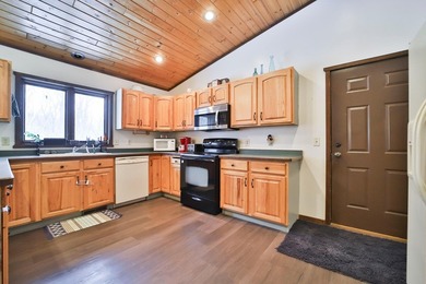 You will not want to miss this stunning three bedroom, three - photo 5