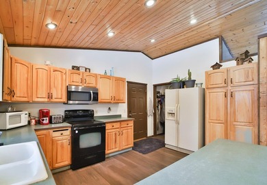 You will not want to miss this stunning three bedroom, three - photo 8