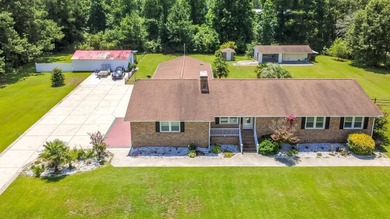 Welcome to 7638 Highway 905 in Longs, South Carolina-where - photo 3
