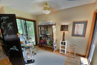 Lakefront condo on tumbling creek is ideal for Full-time living - photo 6