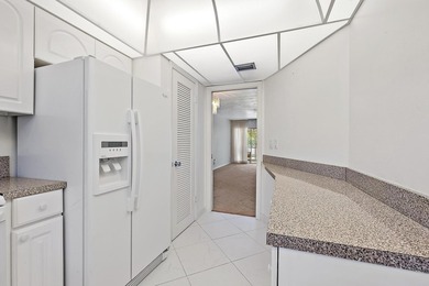 Charming 2BR/2BA home in a desirable 55+ Tequesta community just - photo 11