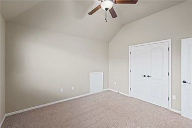 PRICE IMPROVEMENT + $10,000 BUYER CONCESSION. Spacious Southside - photo 26