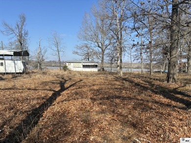 Water frontage lake lot with beautiful views of Lake Louie and - photo 1