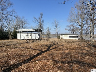 Water frontage lake lot with beautiful views of Lake Louie and - photo 7