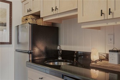 One-of-a-kind pied-a terre overlooking Narragansett Bay and the - photo 7