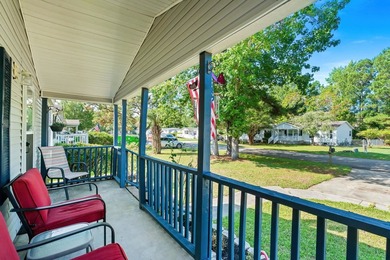 FULLY FURNISHED, MINUTES FROM THE BEACH, UGRADED MASTER BATH - photo 6