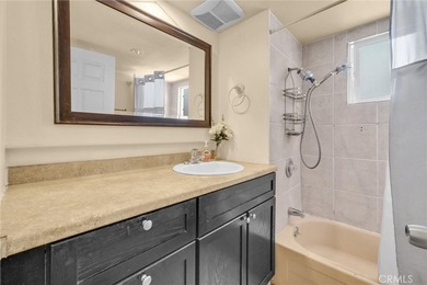 Welcome home to this well-maintained 3-bedroom, 1-bath - photo 18