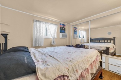 Welcome home to this well-maintained 3-bedroom, 1-bath - photo 21