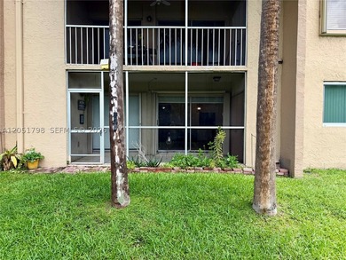 Welcome to this beautifully updated 1-bedroom, 1-bath condo - photo 23