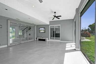 New roof, updated electrical and plumbing, a gourmet kitchen - photo 23