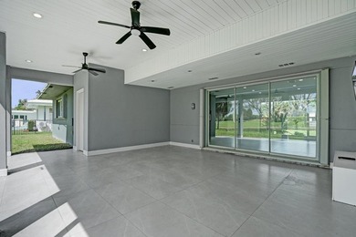New roof, updated electrical and plumbing, a gourmet kitchen - photo 24
