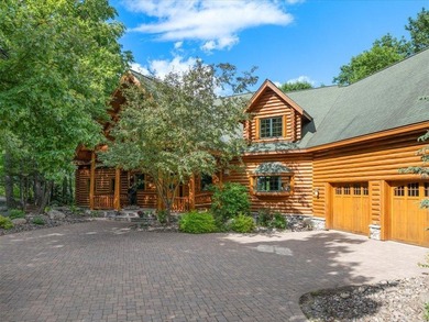 Best of all worlds - Location, Privacy, and Craftsmanship. This - photo 31