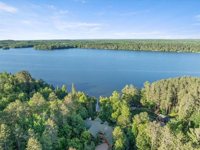 Best of all worlds - Location, Privacy, and Craftsmanship. This - photo 38