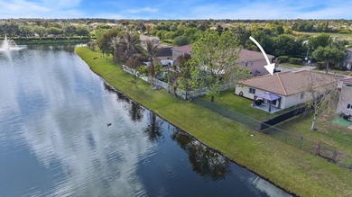 LAKESIDE Living at Its Best! Welcome to this beautifully - photo 1