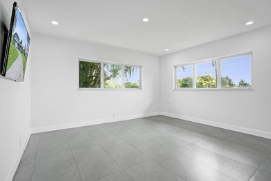 New roof, updated electrical and plumbing, a gourmet kitchen - photo 46
