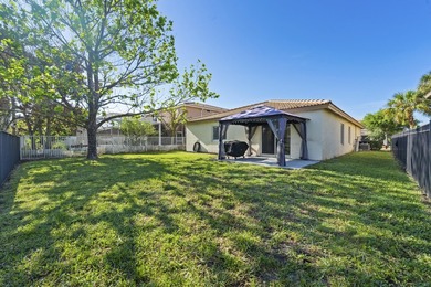 LAKESIDE Living at Its Best! Welcome to this beautifully - photo 7