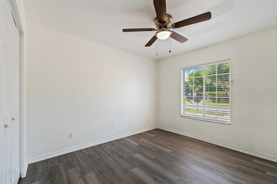 LAKESIDE Living at Its Best! Welcome to this beautifully - photo 9