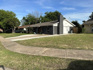 Gorgeous home with many recent updates. The owners take pride in - photo 3