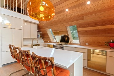 Stunning custom mid-century modern A-frame designed by Kim Lewis - photo 3