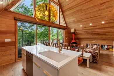 Stunning custom mid-century modern A-frame designed by Kim Lewis - photo 4