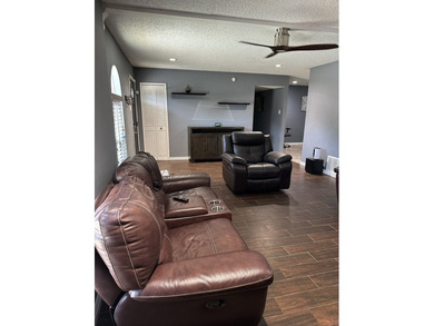 Gorgeous home with many recent updates. The owners take pride in - photo 8