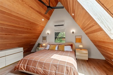 Stunning custom mid-century modern A-frame designed by Kim Lewis - photo 8