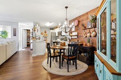 Welcome to effortless Lowcountry living in this beautifully - photo 7
