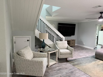 Beautifully updated 3-bedroom end-unit townhouse located in the - photo 15