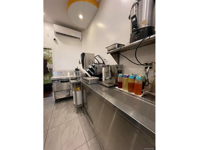 Sushi &bubble tea commercial business in prime location of busy - photo 7