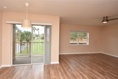 Beautiful 2 Bed 2 Ba completely lake front condo on the second - photo 8