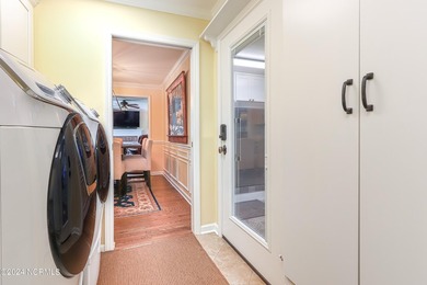 ALL NEW WINDOWS, new stunning wood and glass double front doors - photo 31
