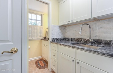 ALL NEW WINDOWS, new stunning wood and glass double front doors - photo 32