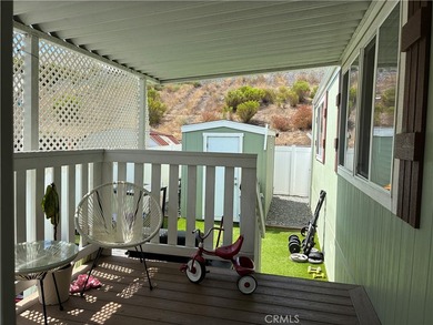 Gorgeous 4 Bedrooms, 2 Baths built in 2018, great open floor - photo 5