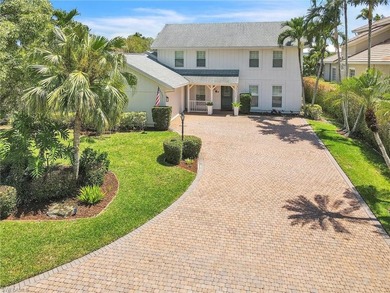 Discover an exceptional waterfront retreat in the highly - photo 3