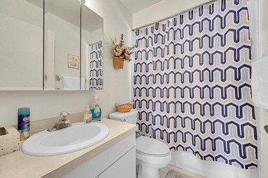 Handyman Special - Bring Your Tool Belt! This 3-bedroom, 2-bath - photo 16