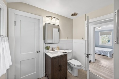 Located on a quiet, tree lined street, close to downtown St Paul - photo 19