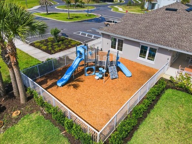 Welcome to your new home in the desirable Avalon Crossing - photo 3