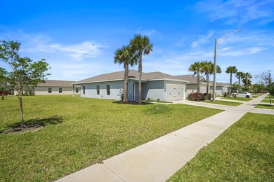 Welcome to your new home in the desirable Avalon Crossing - photo 7